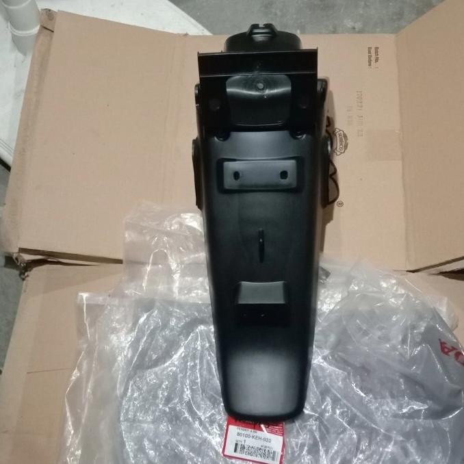 spakbor belakang megapro hiu lama ori AHM