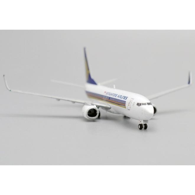 Miniatur Pesawat Diecast Jc Wings Boeing 737-800 Singapore Airlines