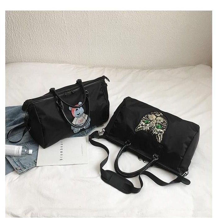 Lacybagshop -Tas Gym/ Tas Selempang/ Tas Zumba/ Tas Olahraga Kode V4 Cat Dan Beruang Original Dan Te