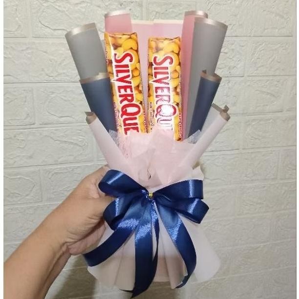 

tre-57 buket mini coklat Silverqueen Cadbury bucket snack mini bouquet hadiah ulang tahun hari guru wisuda bisa custom Premium