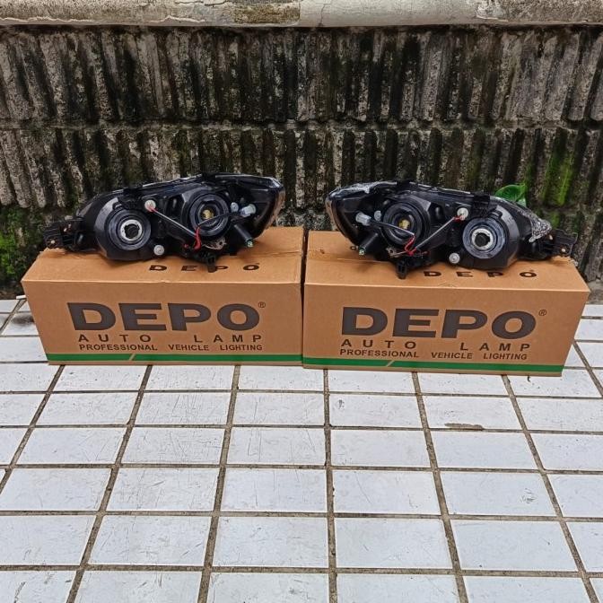 Lampu Depan Headlamp Mitsubishi Lancer Cedia