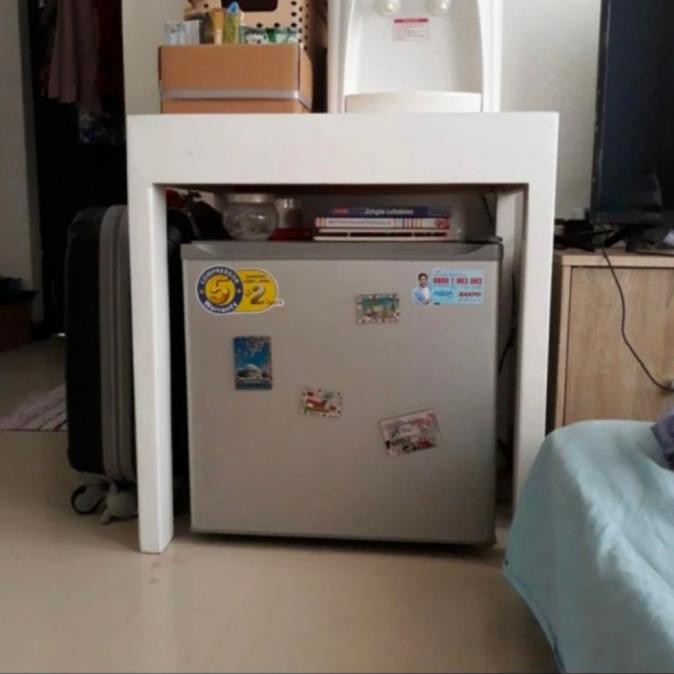 MEJA KULKAS MINI