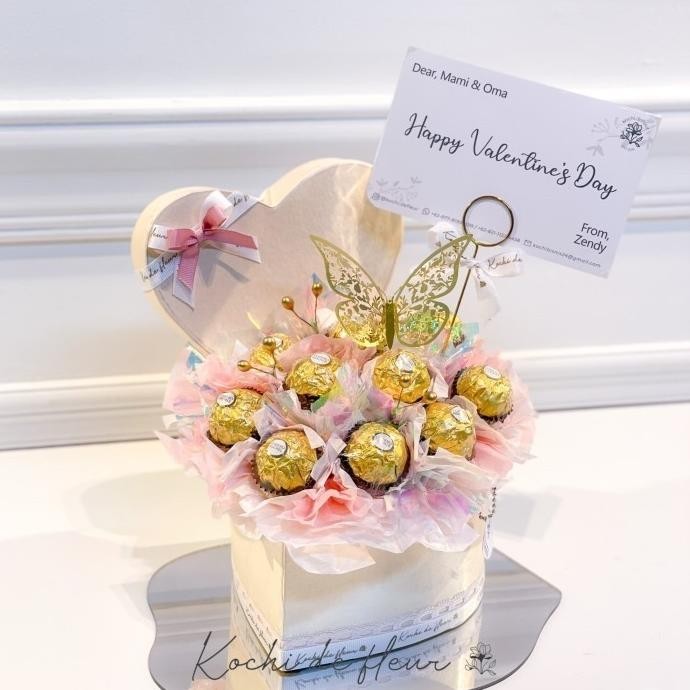 

FERRERO ROCHER BOX LOVE / RANGKAIAN BUKET COKLAT FERRERO BOUQET Terlaris