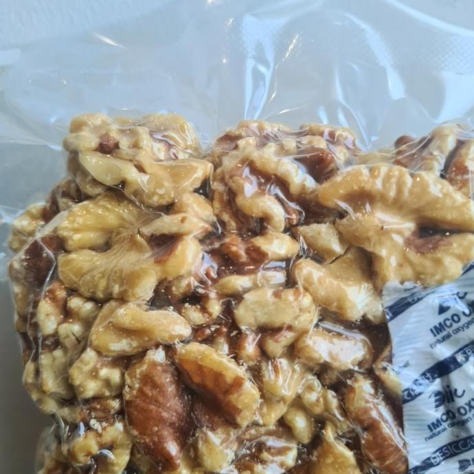 

(Good) Kacang Walnut Panggang 250g ( Roasted Walnut Original )