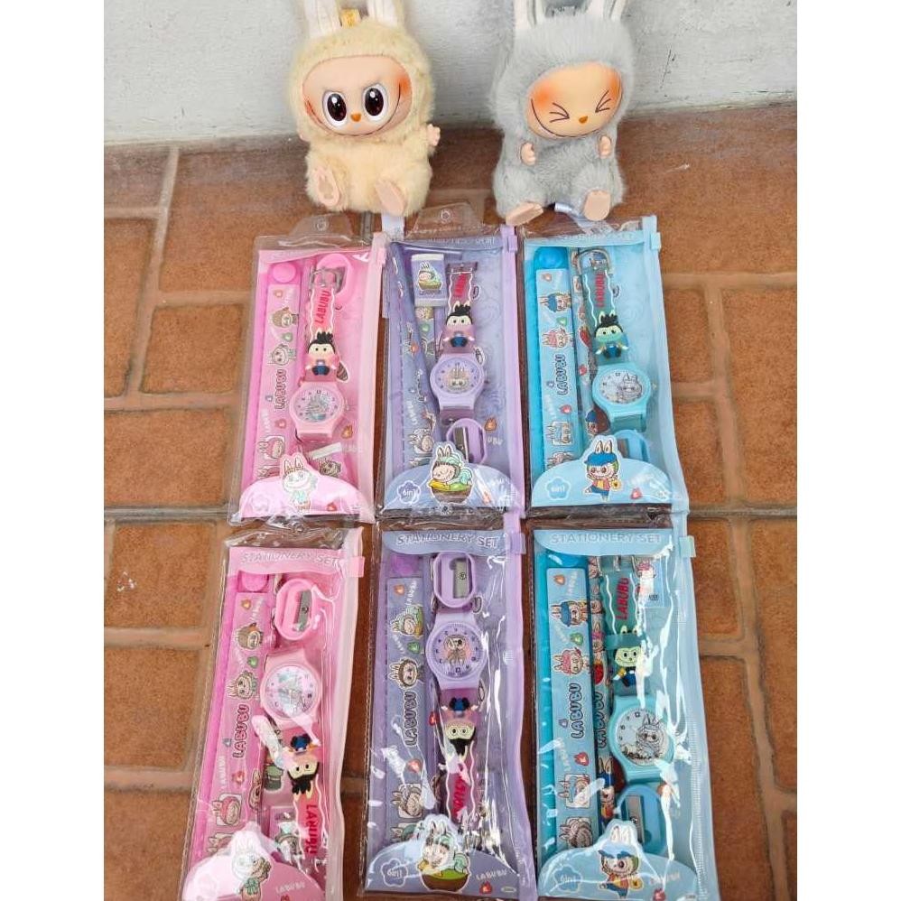 

Im31 Jam Tangan Anak Labubu + Perlengkapan Sekolah Set 6 in 1 alat tulis Original