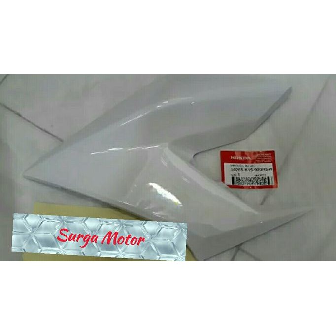 Shroud kiri New CB150R putih . Kupingan tangki CB150R New ORI AHM