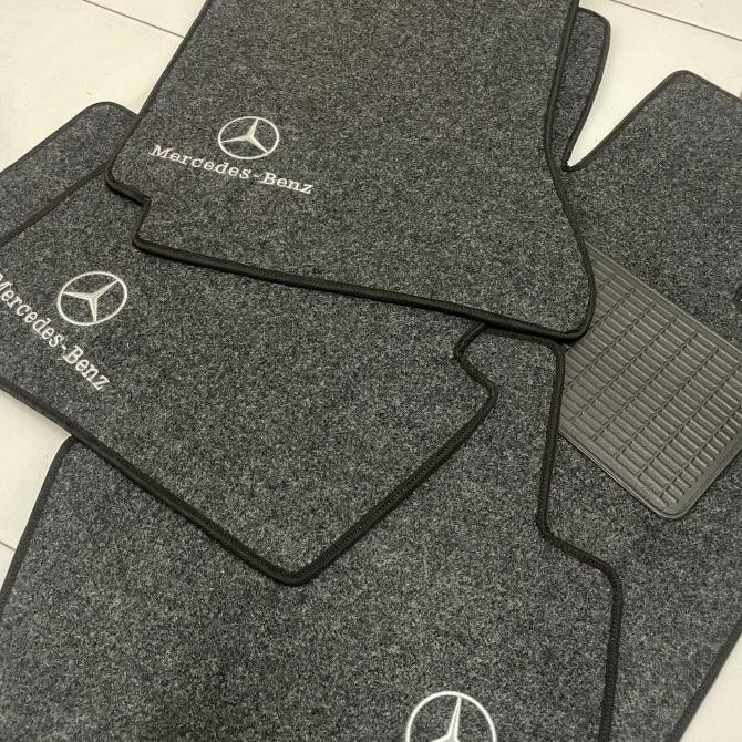 Karpet Mercedes Benz W204 dan W203 murah