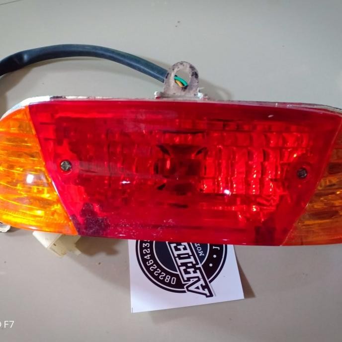 :<:<:<:<] stoplamp / lampu belakang dan sein / reting Sanex star QJ50