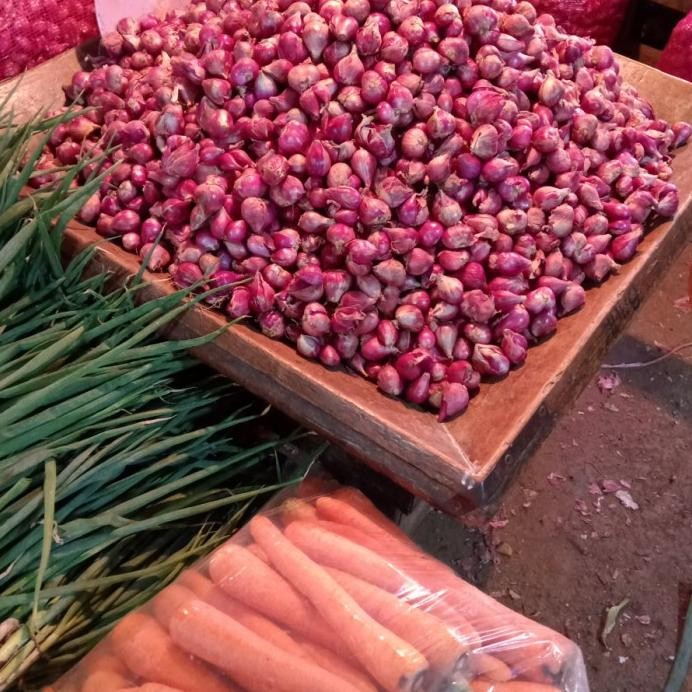 

BAWANG MERAH BESAR per KG murah