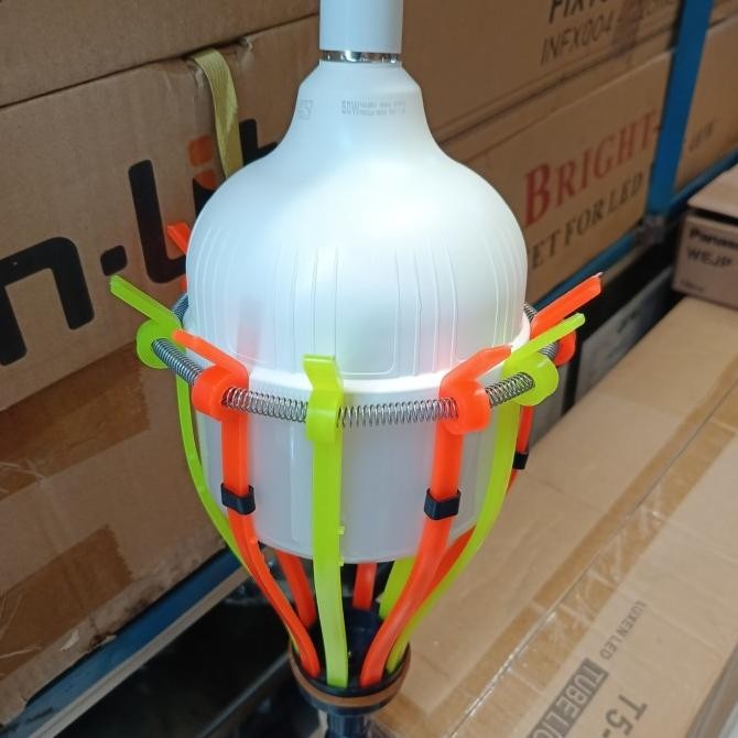 TONGKAT PEMASANG LAMPU JUMBO SERBAGUNA STIK LAMPU JUMBO murah