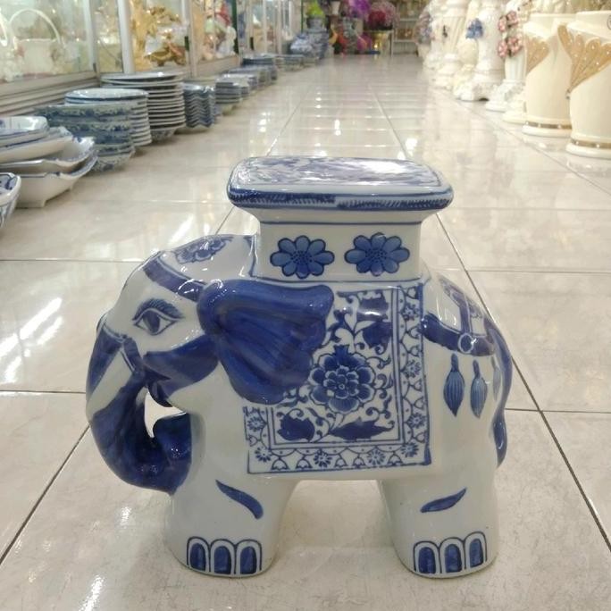 Grosir Pajangan Gajah Biru Putih Bahan Keramik Tinggi 29 Cm