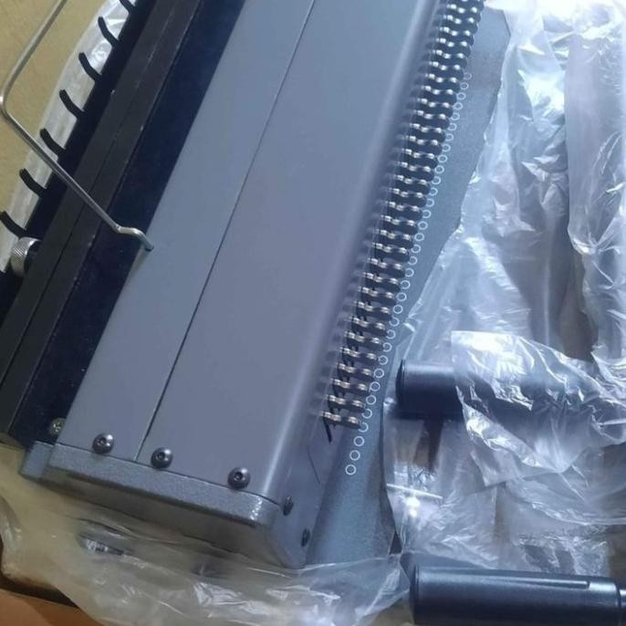 

Promo Mesin Jilid Spiral Kawat Lubang Bulat Kecil A4