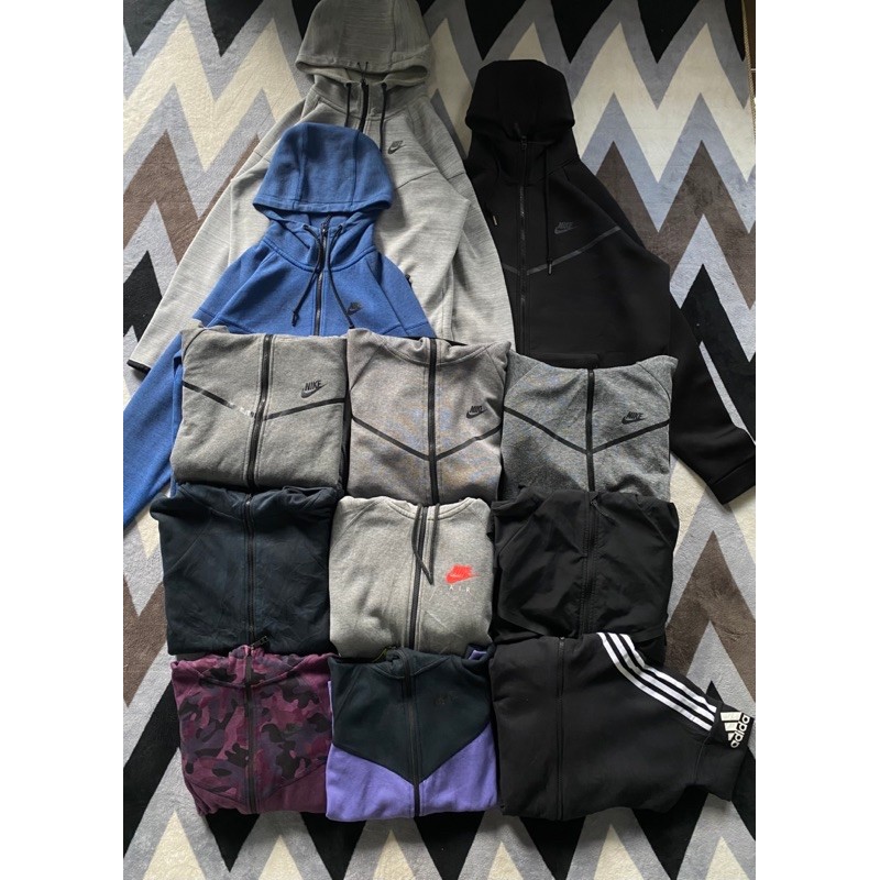 NIKE tech second