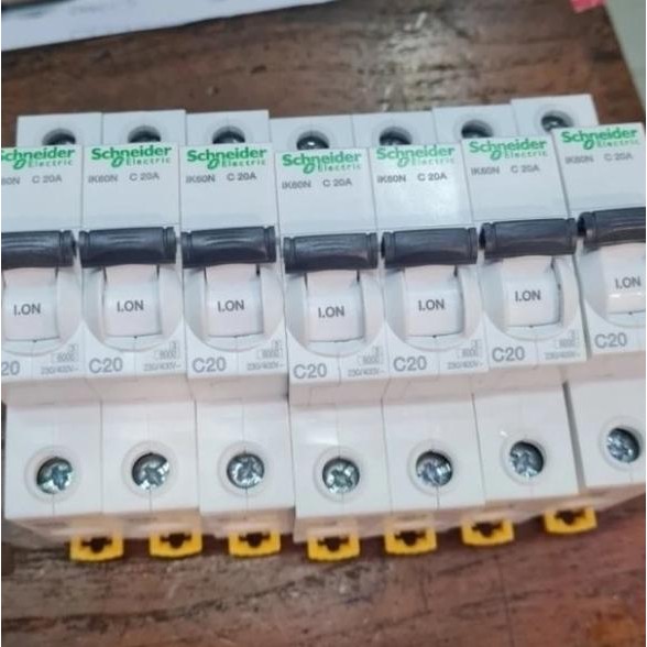 Mcb SCHNEIDER Original Sni Domae 6 10 16 20 Ampere