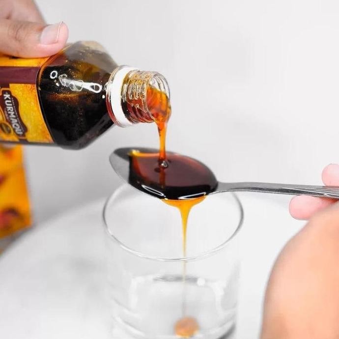 

Promo Madu Herbal Syrup Untuk Lendir Tenggorokan, Dahak Tenggorokan Gatal Serak - Kurmaqu Isi 350 Gram