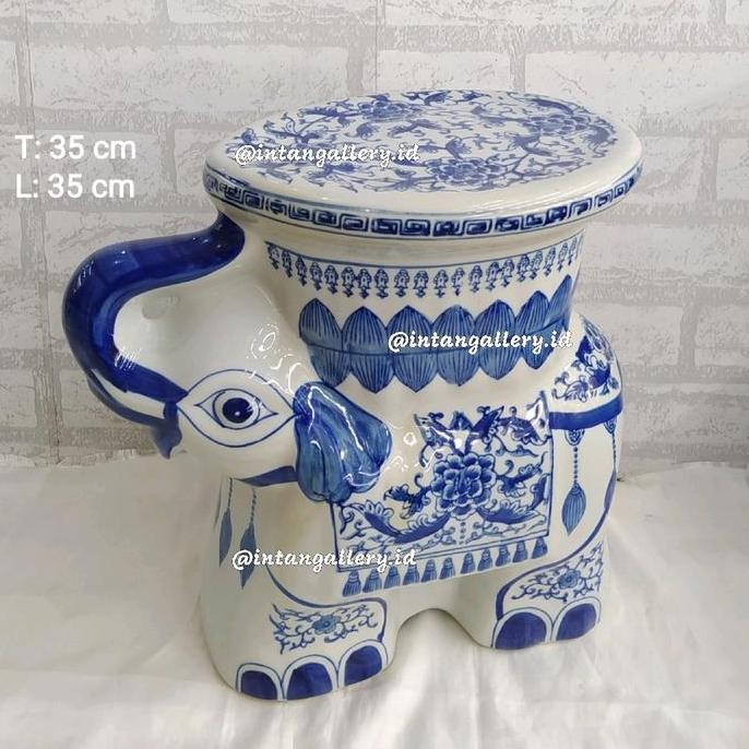 Bisa Grab Bangku Bentuk Gajah Biru Putih Bahan Keramik Tinggi 58 Cm