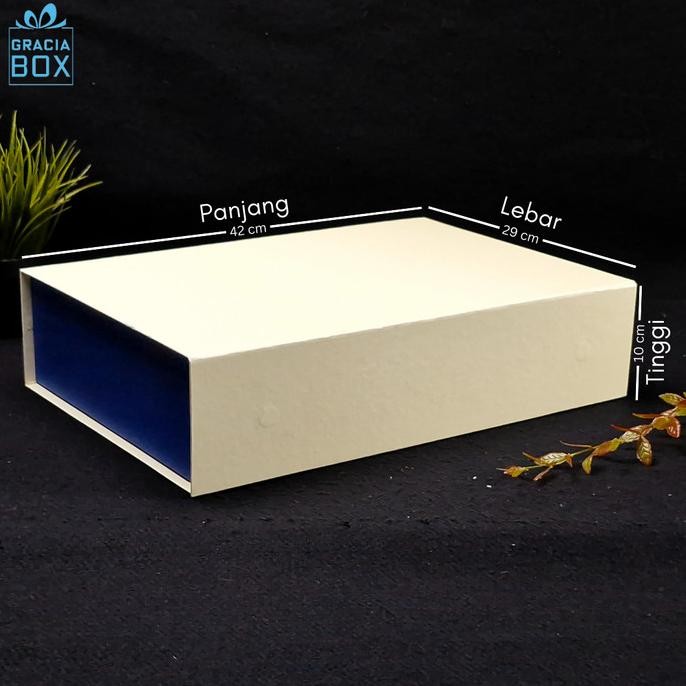 

BOX HAMPERS - BOX CORPORATE GIFT-GIFT BOX Ukuran 42 cm x 29 cm x 10 cm murah