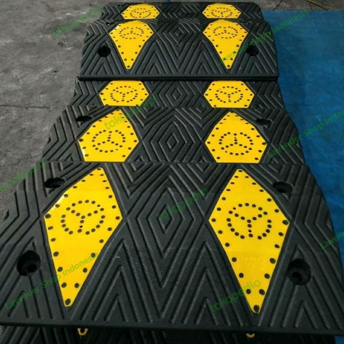 Diskon Speedbump Karet 50Cm / Speed Bump Rubber 50Cm /Polisi Tidur 50Cm