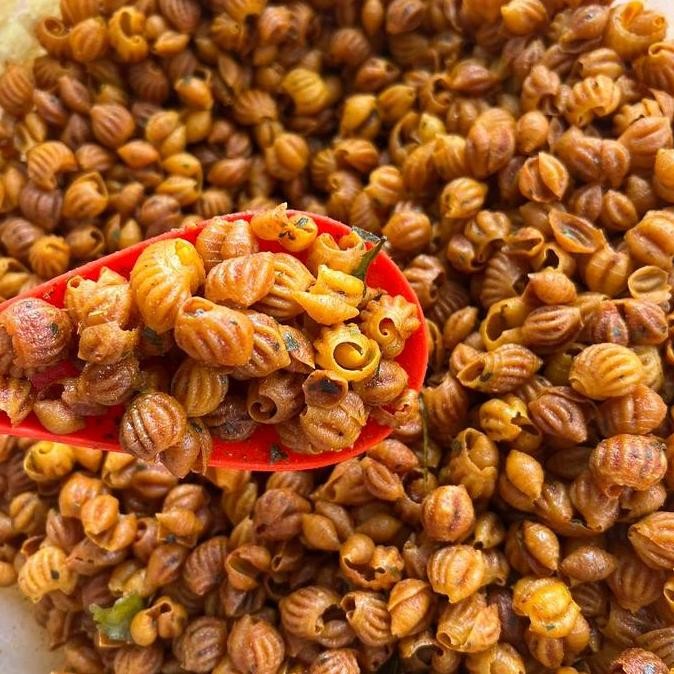 

Murah Makaroni Kerang Pedas Daun Jeruk 1Kg