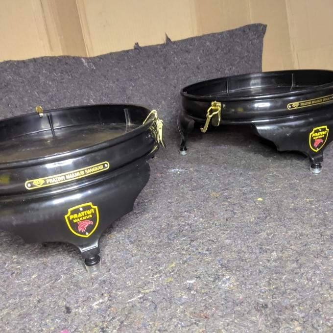 TEBOK PVC SANGKAR LOVEBIRD MOTIF BATMAN MERK PRATIWI MAKMUR FULL AKSESORIS KLEM KOPER KAKI KARET | B