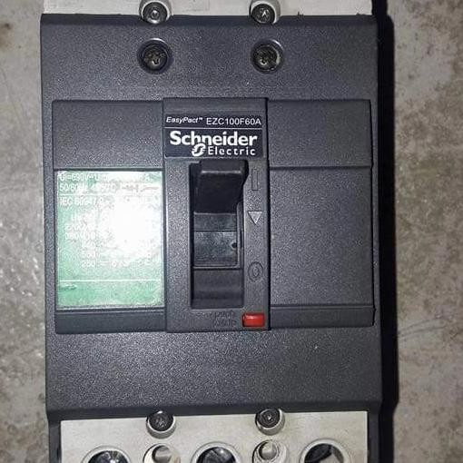 Mccb Schneider Ezc 60A New Stok