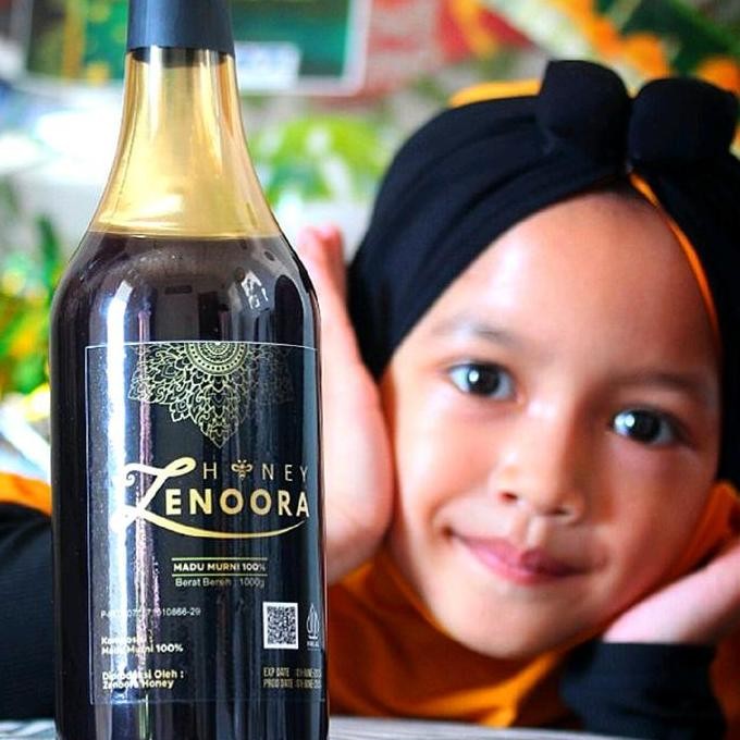 

Zenoora Honey Madu Murni 100% Asli Ukuran 1000 Gram Madu Best Seller