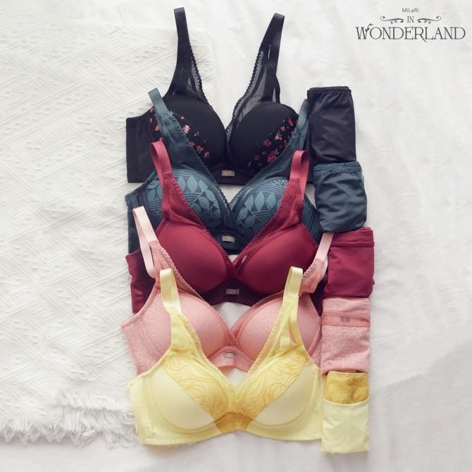 Promo Milari | In Wonderland - Cross Bra, 5Set Wireless Bra /Lycra & Panties