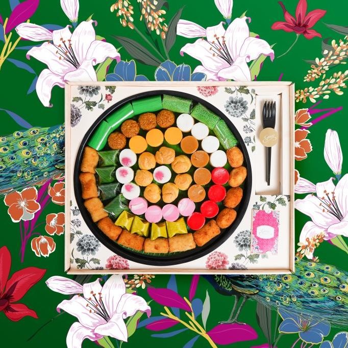 

Grosir Gouw Delicacy Box Set Of 67Pcs - Kue Tampah & Jajanan Pasar Premium