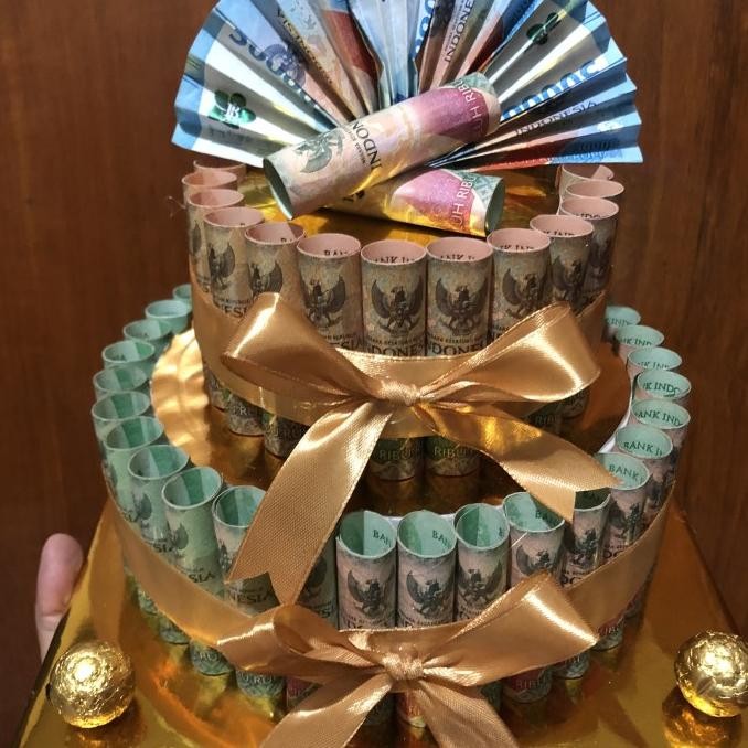

Grosir Bucket Money Cake Senilai 1 Jt