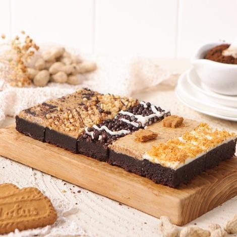 

Grosir Dapur Cokelat - Mix Fudge Brownies