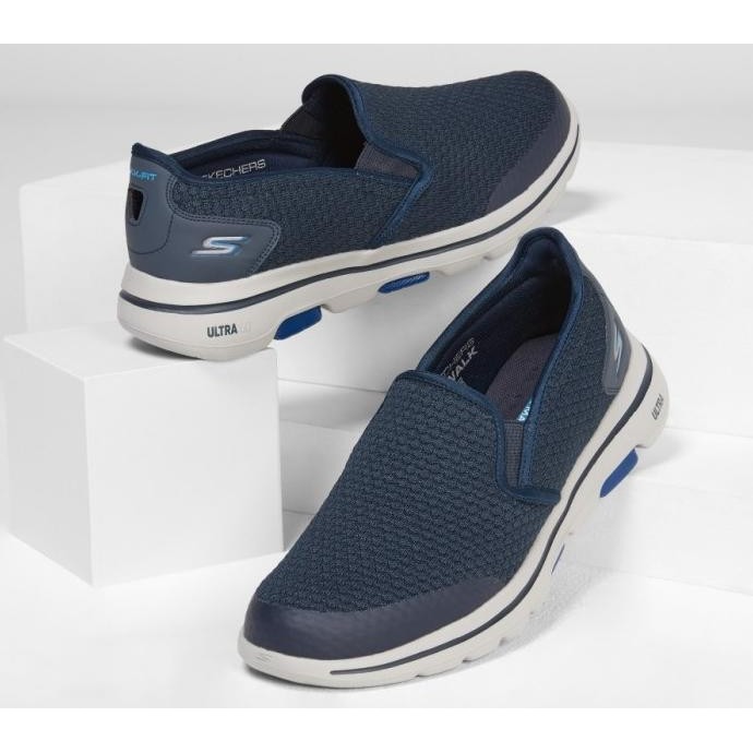 Sepatu Slip On Pria Skechers GO WALK 5 Original