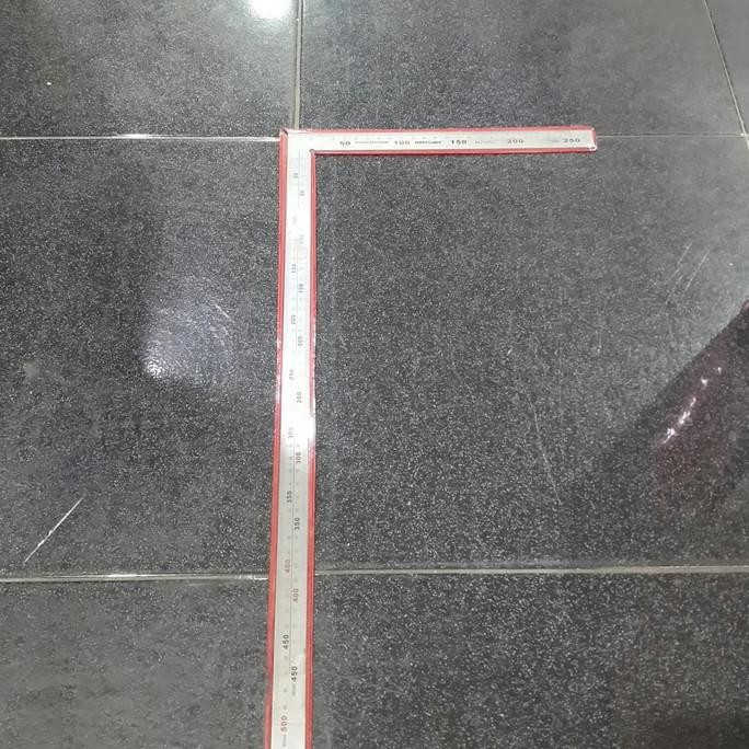 

Et-98 Penggaris Siku / Sikon 25 Cm X 50 Cm Maxpower