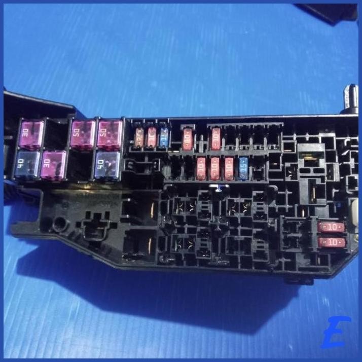| UQP | FUSE BOX SEKRING AVANZA XENIA RUSH TERIOS OLD GRAND MAX ORIGINAL
