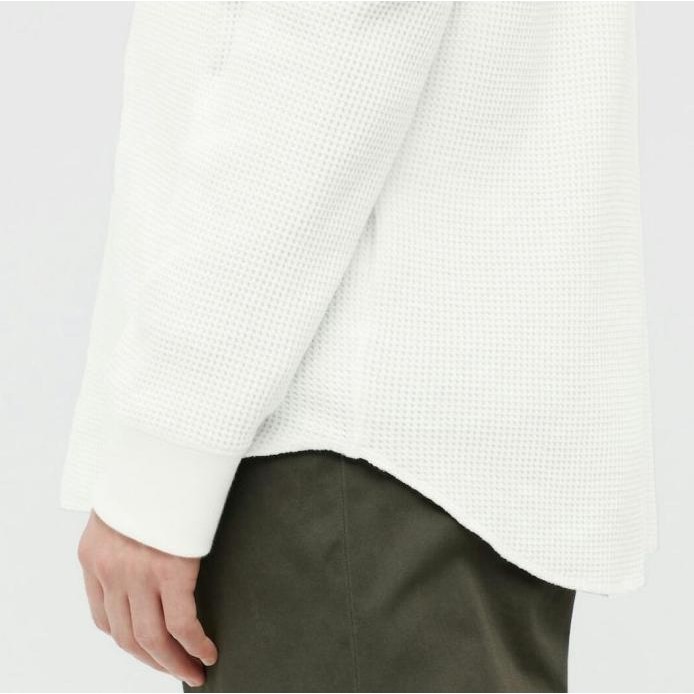 new  UNIQLO - MEN T-SHIRT WAFFLE MEN HENLEY NECK LENGAN PJG murah