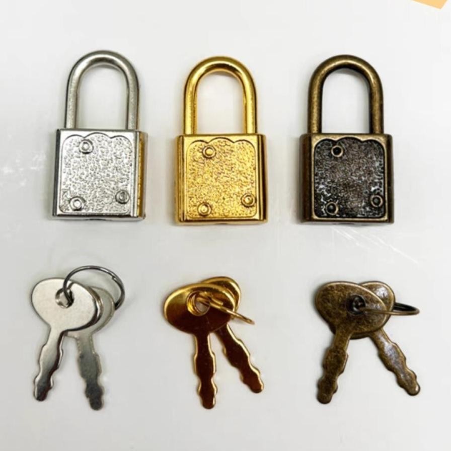 Premium Pirate Treasure Chest Padlock Gembok Mini Mainan Kotak Harta Karun High Quality