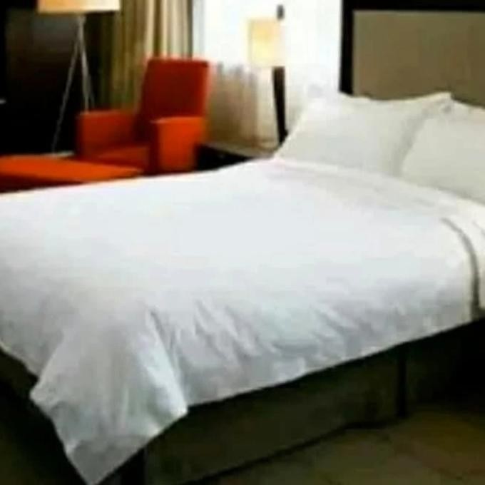 Sprei Hotel 150 x 200 x 30 Katun jepang MURAH