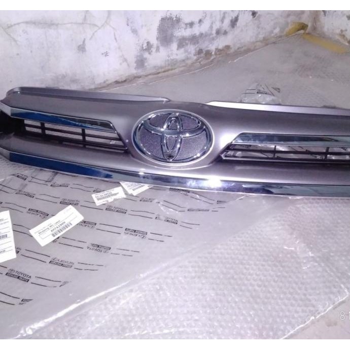 Grille Grill Assy Radiator Innova Reborn Ori Termurah