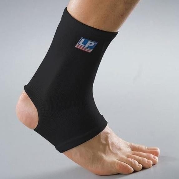 Penyangga Engkel Pergelangan Kaki LP Support LP-604 Ankle Support