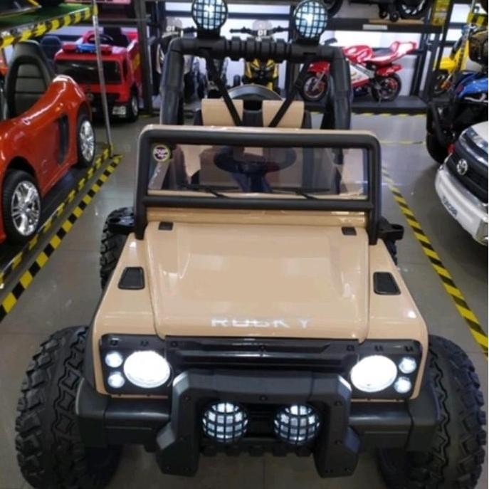 Diskon Mainan Mobil Aki Jeep Rocky Ban Karet Murah