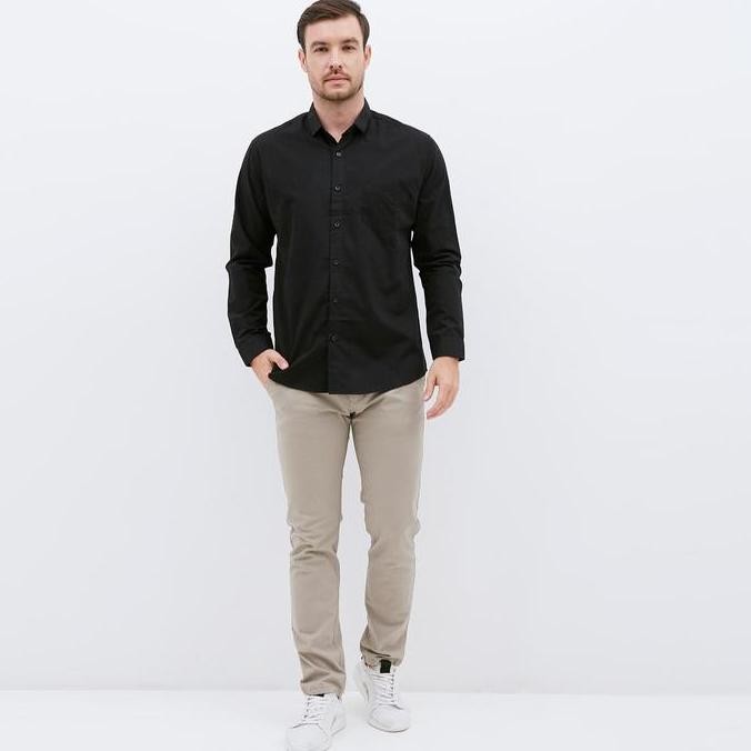 M231 Kemeja Pria Basic Polos Panjang Hitam 1468D