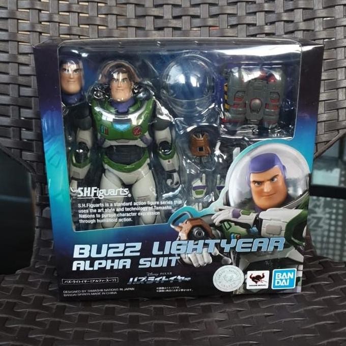 TERMURAH - Bandai SHF Toy Story Buzz Lightyear Alpha Suit