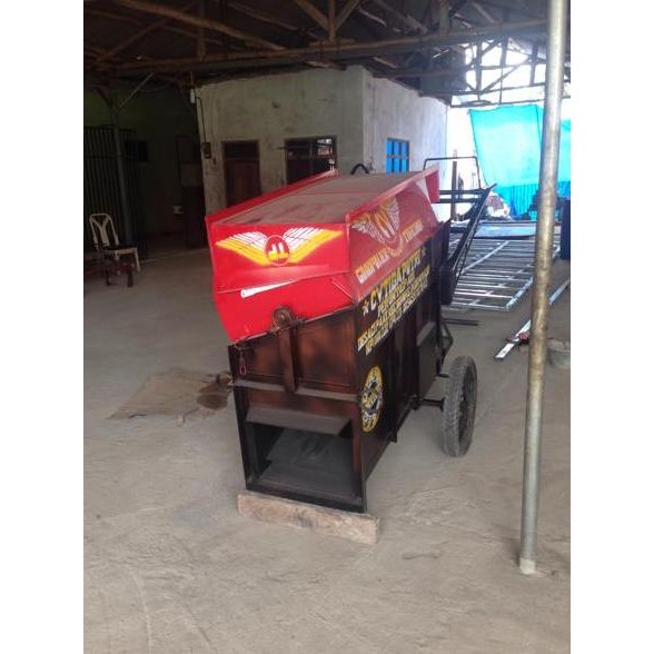 

Terlaris Mesin Perontok Padi (Grabagan) Power Trheser
