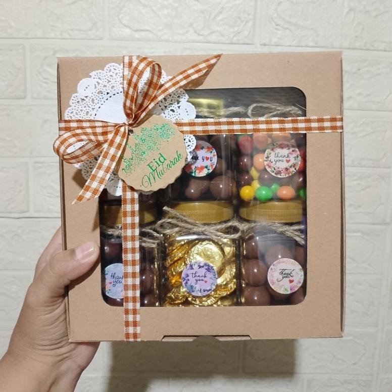 

Terbaru Fn-56 Hampers Coklat Lagie / Delfi Box Kado Ulang Tahun Valentine Lebaran Gift Box Natal Aniversary Graduation Wisuda Terlaris
