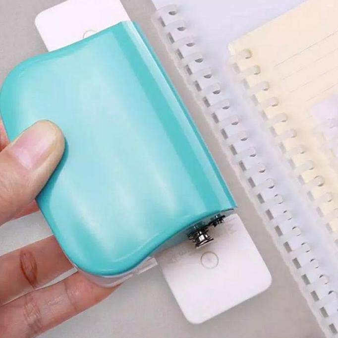 

ready Kw-Trio 99H9 A4 (30 B5) A5 Pembolong Diy 26 Lubang (20 Lubang) Paper Alat Besi Stationery