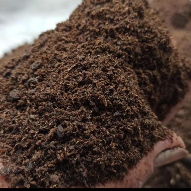 

Terlaris Pupuk Kandang / Pupuk Kompos Kotoran Kambing