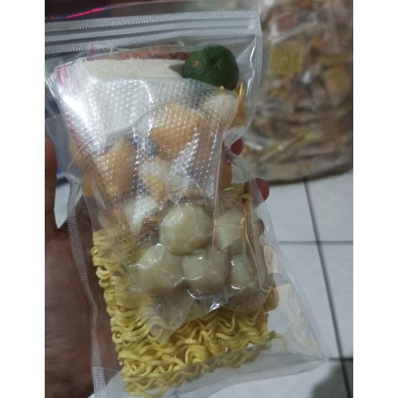 

10bks baso Aci pake mie