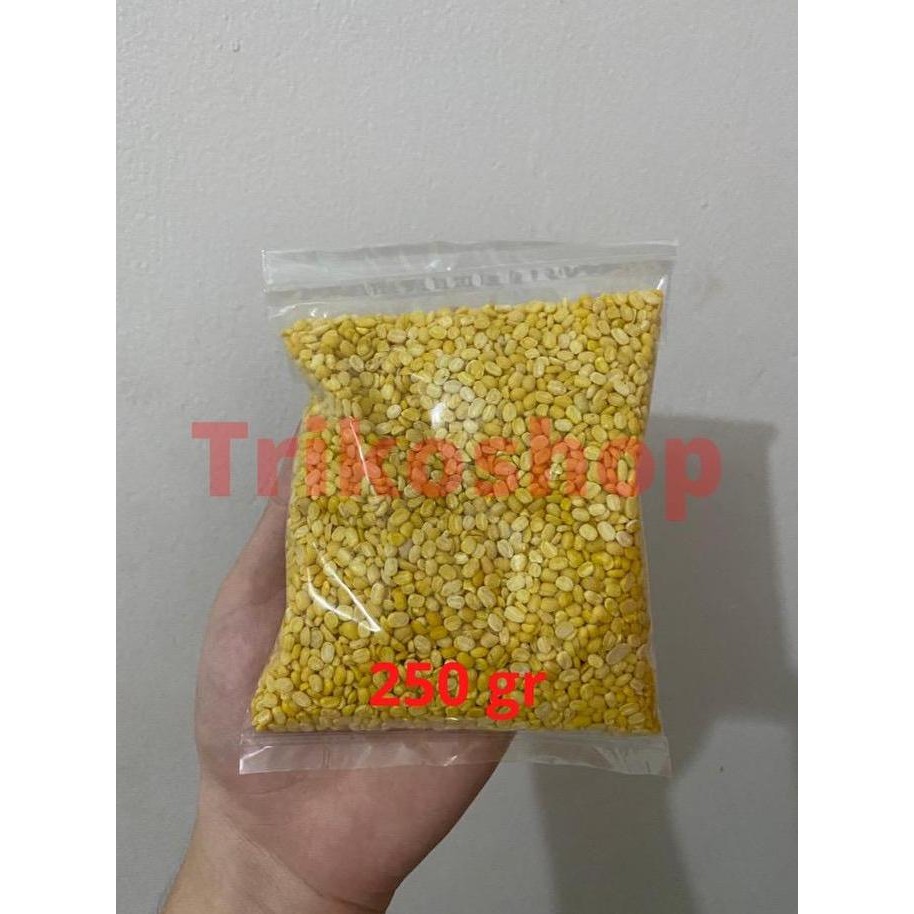 

Terlaris Kacang Hijau Kupas 250 Gr Import Kacang Ijo Kupas - Biasa