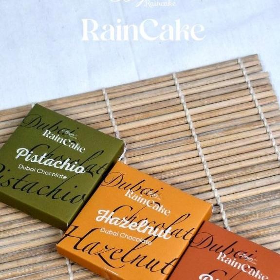 

Buy 2 Get 1 Bogor Raincae Dubai Chocolate Reguler 45Gr Pitachio Bicoff Hazelnut