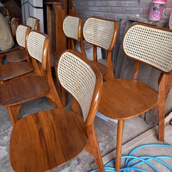 Kursi Makan Jati Rotan / Kursi Cafe Jati Rotan /Kursi Rotan Jati Co