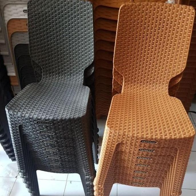 Kursi Plastik Napolly Rotan Sandaran / Kursi Makan / Kursi Cafe Co